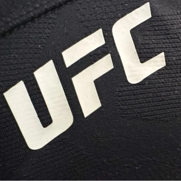 Diego Sanchez Reebok UFC Men’s Small Cornerman Fight Kit Jacket and Pants - Picture 5 of 9